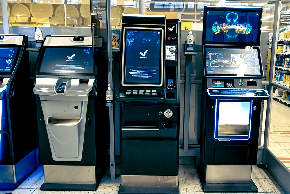 Rahapelipaikat ja -automaatit sulkuun koronan kiihtymis- ja leviämisalueilla post image